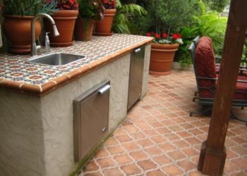 outdoor tile for outdoor kitchen
