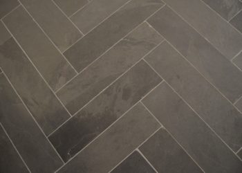 How do you tile a 45 degree angle?