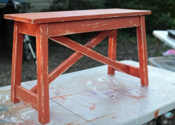 how to paint a wooden bench