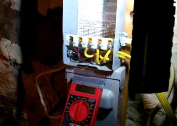 How do you tell if well pump capacitor is bad?
