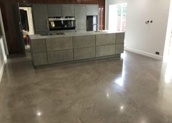polished liquid screed floor