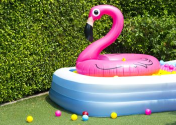 How do you maintain a blow up pool?