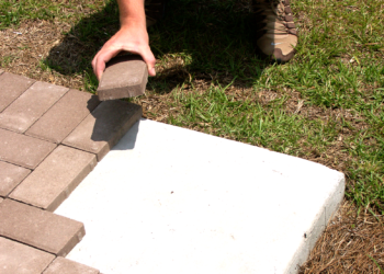 how to install pavers over concrete steps