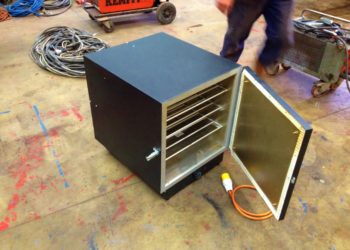 What temperature is a welding rod oven?