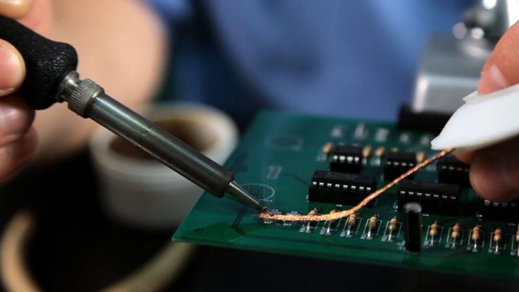 how to remove solder from electronics
