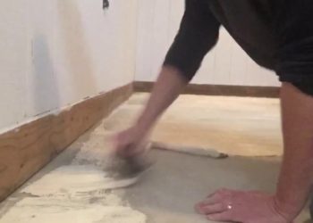 Can you glue indoor outdoor carpet?