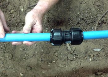 joining poly pipe