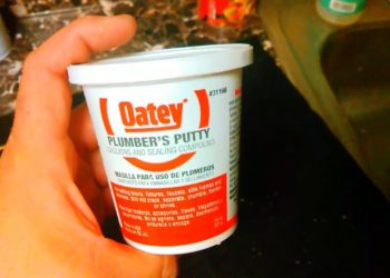 how to use plumbers putty