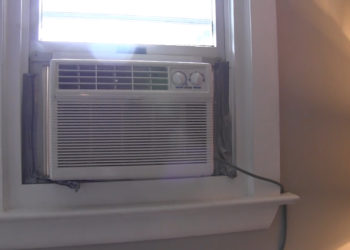 Is the exhaust from an air conditioner dangerous?