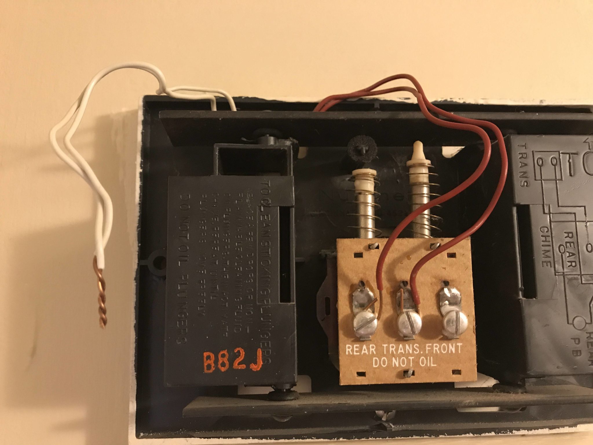 Do doorbells have built in Transformers?