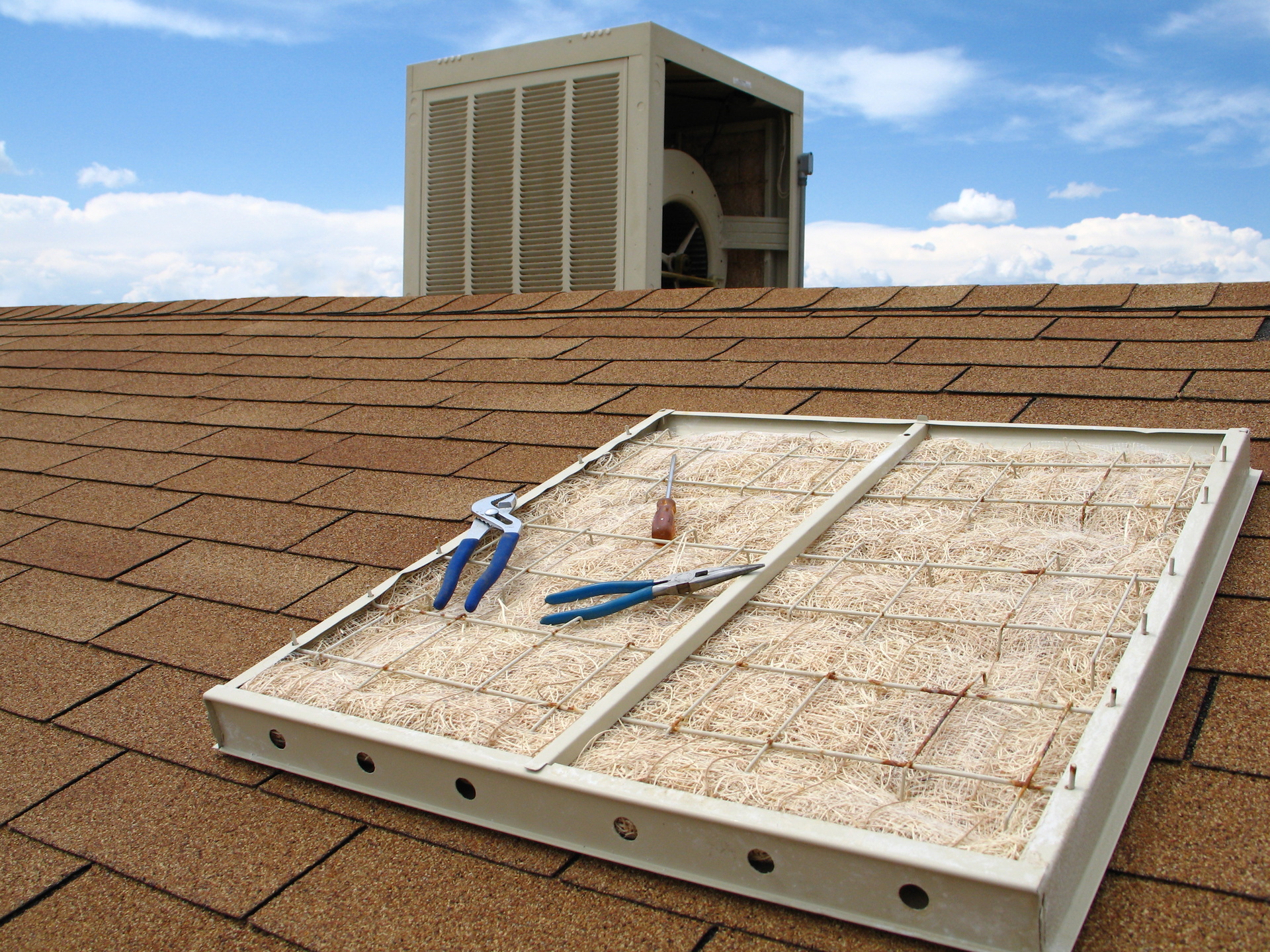 Do swamp coolers have to be on the roof?