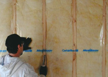 Does Wall Insulation need a vapor barrier?
