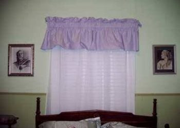 how to hang curtains with valance