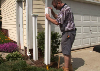 how to install vinyl fence on concrete