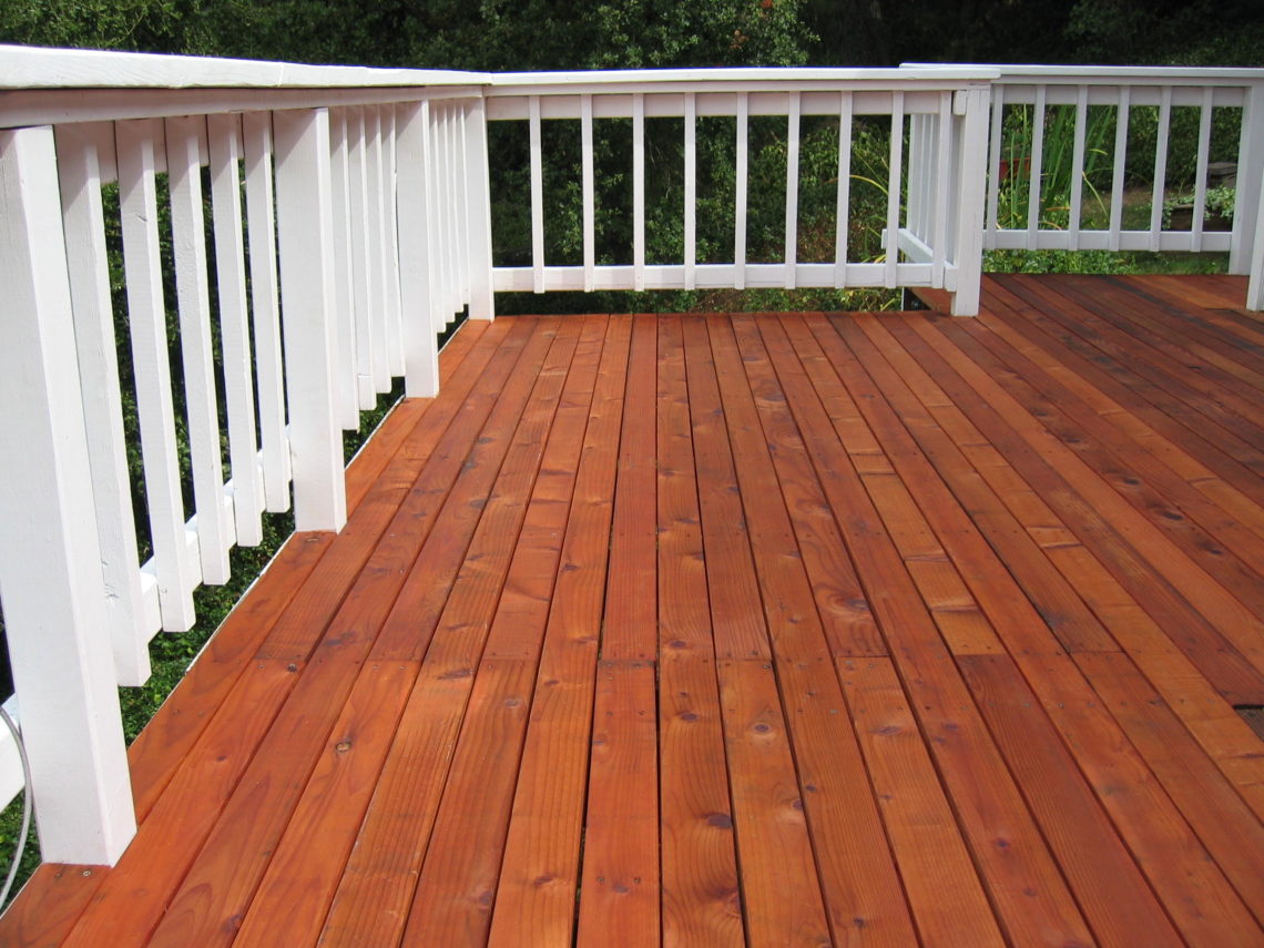 does cabot deck stain need to be sealed?