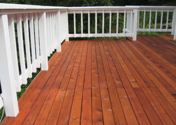 Is Cabot a good deck stain?