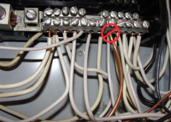Why is my ground wire hot?