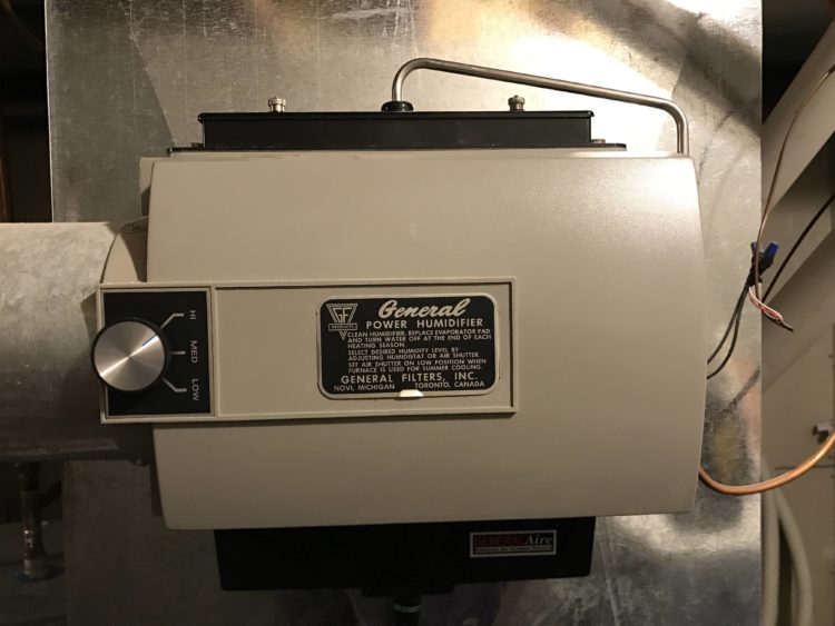 How does a GeneralAire humidifier work?