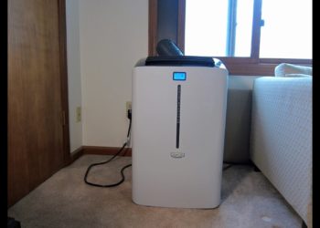 Who makes Idylis air conditioners?