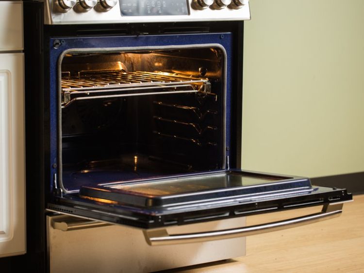 oven is not heating