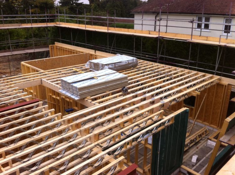 Can floor joists be replaced?