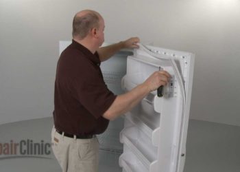 How do I replace a freezer seal?