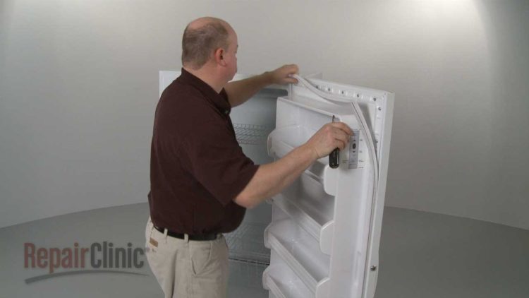How do I replace a freezer seal?