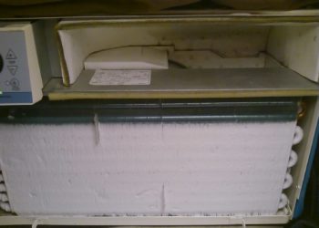 window ac unit freezing up