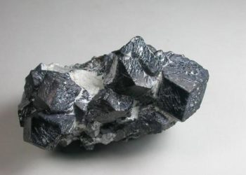 What is an iron breaker?