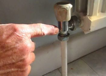 How do you fix a solder on a radiator?