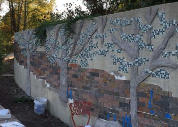 mosaic tile on concrete block