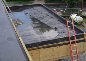 What is the minimum slope for water drainage?