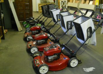 How do you tighten the belt on a Murray riding lawn mower?