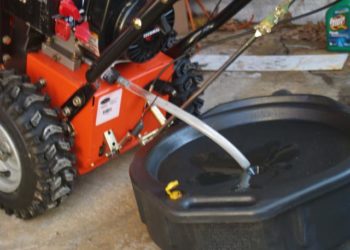 What is the best oil to use in a snowblower?