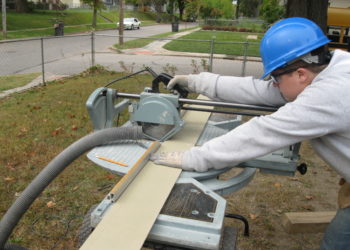 cutting hardie plank