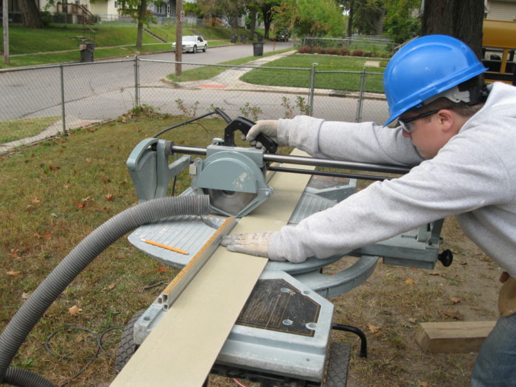 How do you cut Hardie board planks?