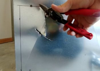 how to cut into metal ductwork