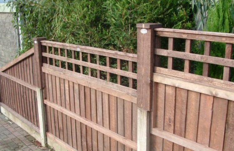 fence panels higher than concrete posts