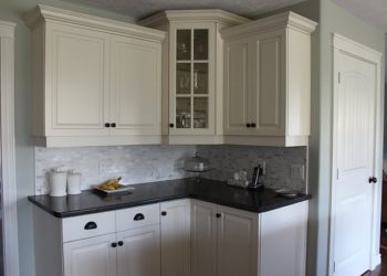 where to end backsplash cabinet or counter