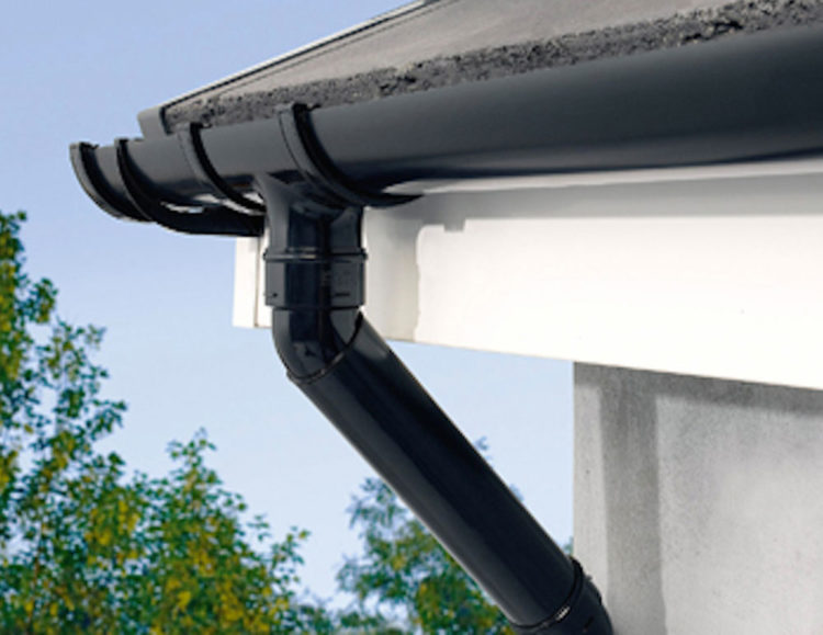How do you stop a gutter downpipe?
