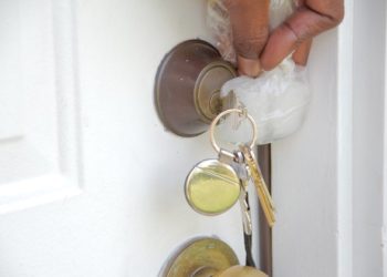 key suddenly hard to get in lock