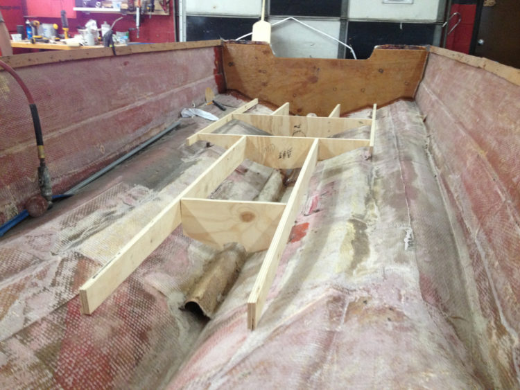 how to fiberglass stringers in a boat