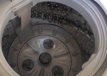 washing machine tub wobbles