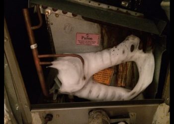 how to detect gas leak in split ac