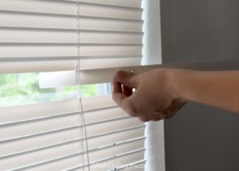 How do you fix broken long blinds?