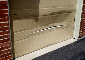 Can you replace the top panel of a garage door?