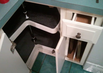 how to make cabinet liners stay