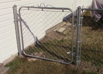 how to put up a chain link gate