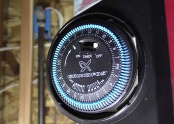How do you set a Grundfos pump timer?