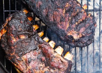 how to keep charcoal lit